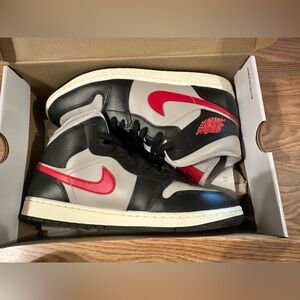 Nike Jordan 1 hi-top. Mens size 10.5. Women’s size 12